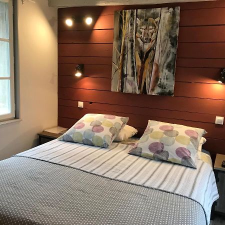La Taniere Des Ours Bed & Breakfast Chaumont-sur-Tharonne Exterior photo